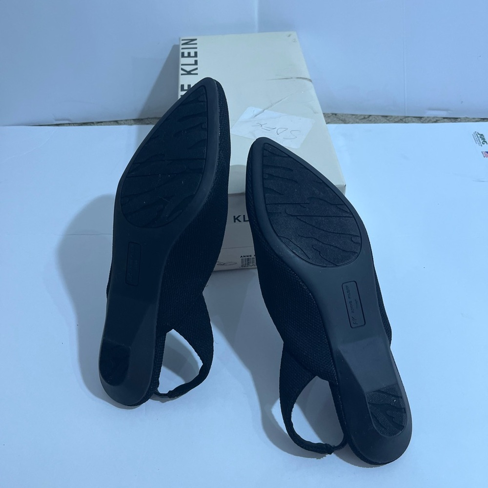 Anne Klein Olympia Black Flat Shoes Size 9 - Picture 6 of 9